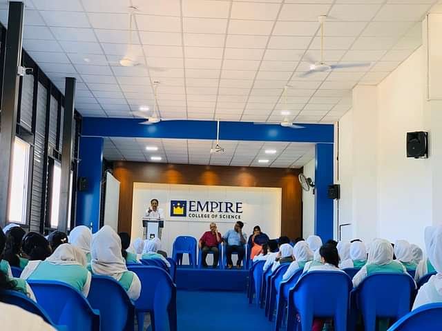 Empire_College_of_Science